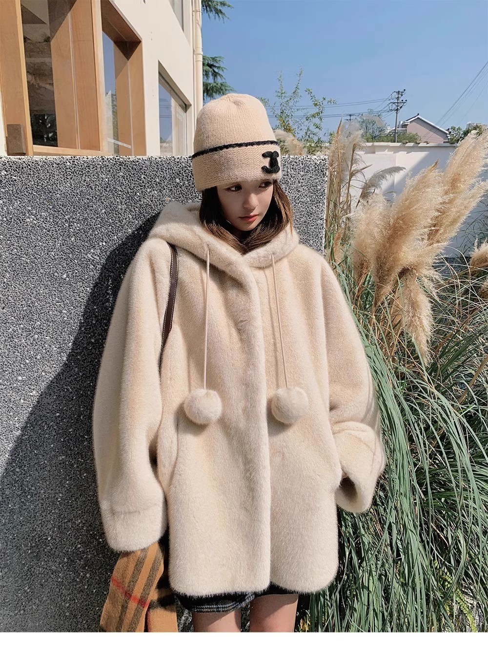 Women Winter Mink Fur Coat With Hood Long Thick Fur Coat